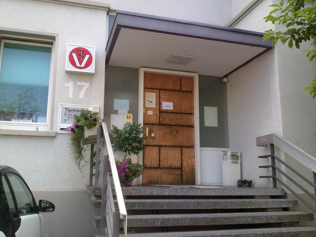 Dr.med.vet. Roland Erath Tierklinik