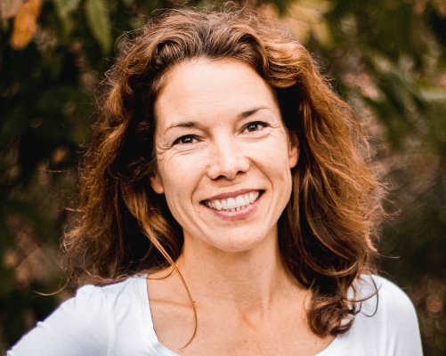 Dr.med.vet. Laura Starker Tierärztin