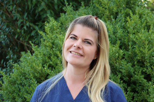 Dr. med. vet. Elisabeth Mayer Tierärztin