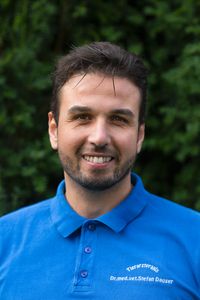 Dr. med. vet. Stefan Dauser Tierarzt