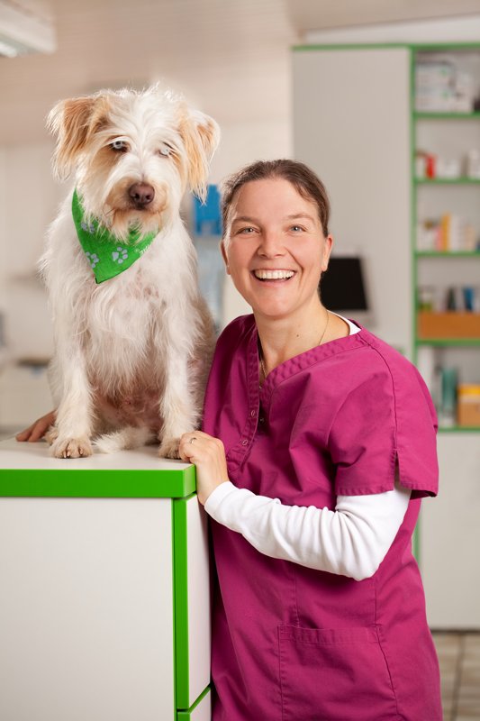 Dr. med. vet. Nicole Hieber