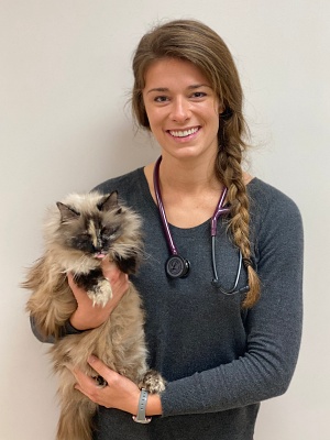 Dr. med. vet. Jaqueline Göbel