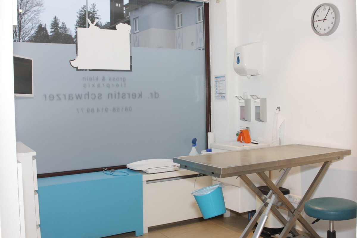 Dr.med.vet. Kerstin Schwarzer Tierärztin